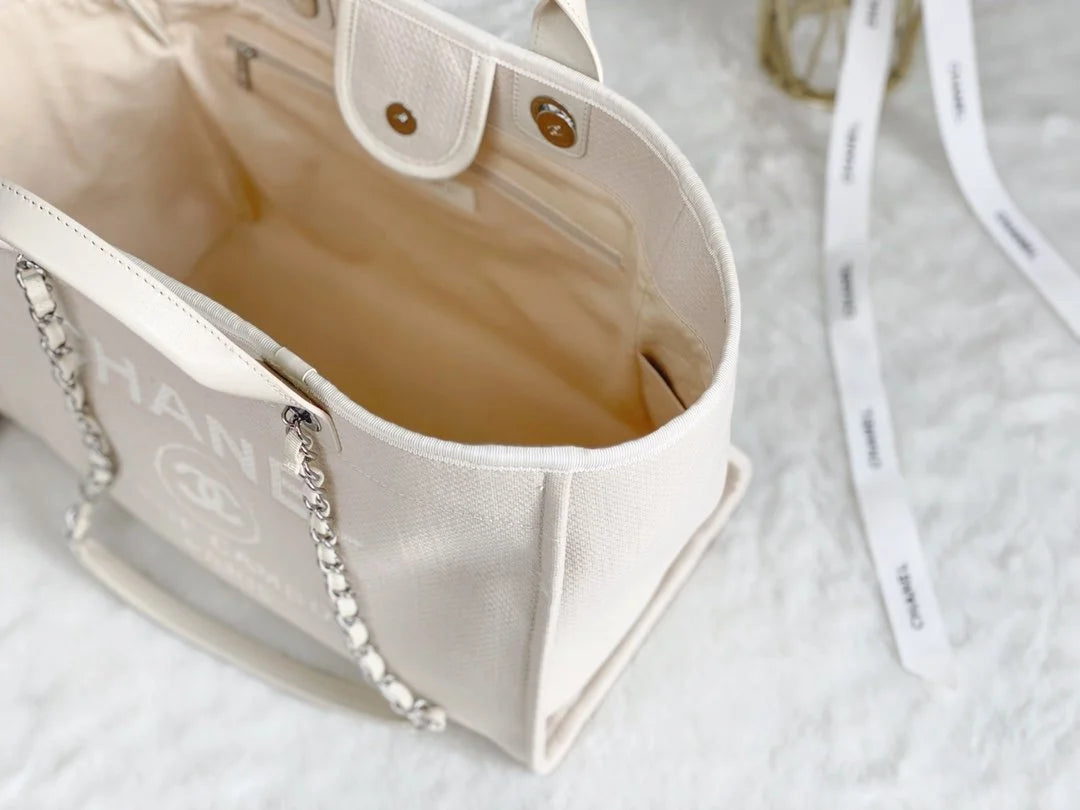 Cream Shoulder Bag M66672