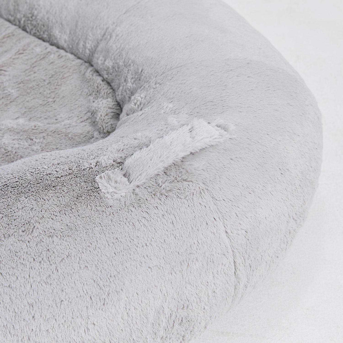 Large Cozy Plush Pet Bed G97447