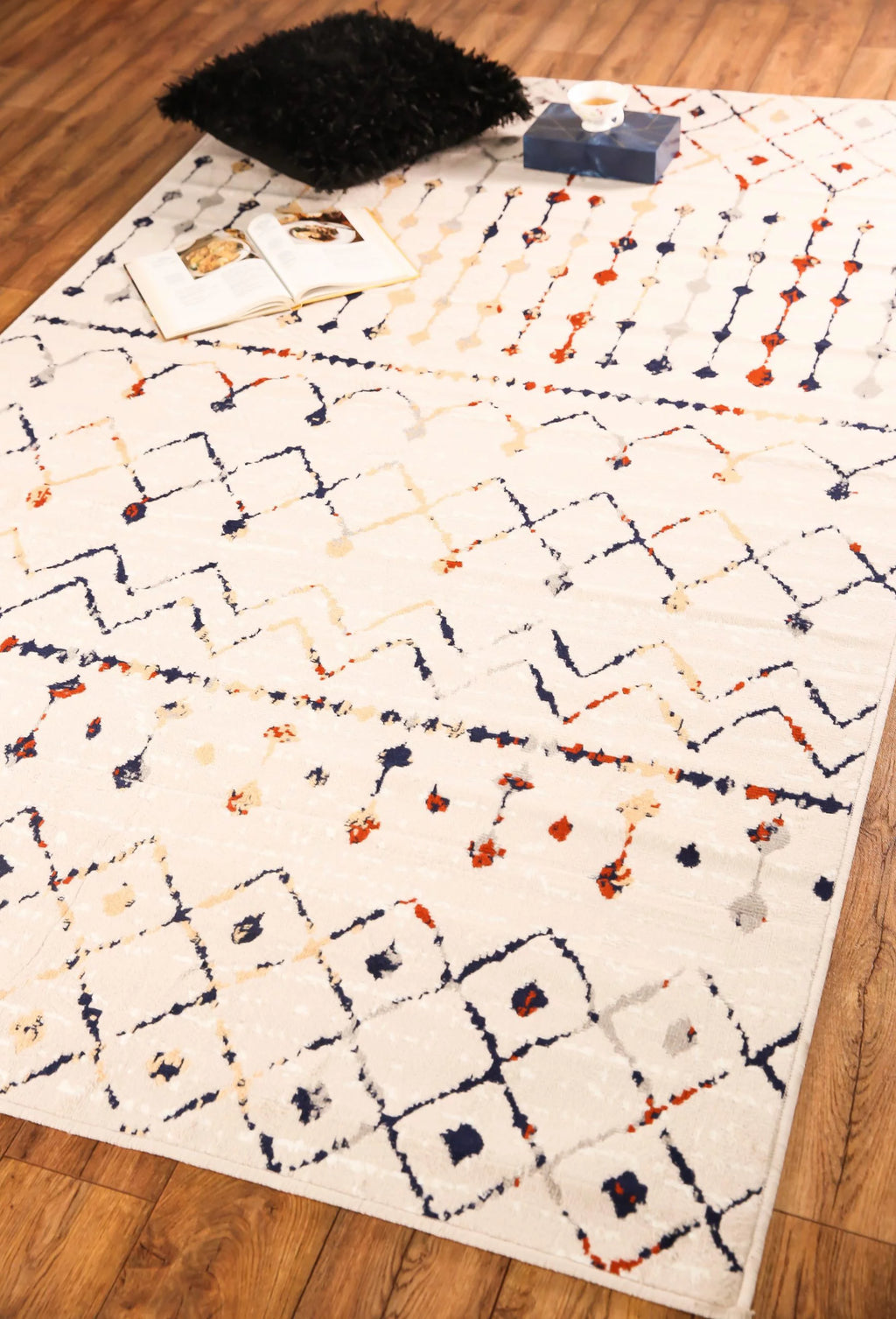 Ivory 2 ft. x 8 ft. Moroccan Style Area Rug U99933