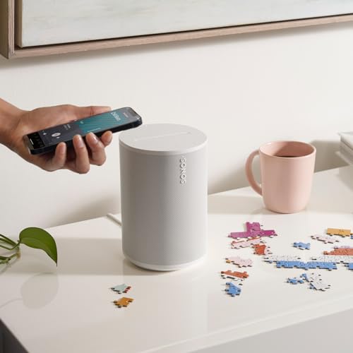White Wireless Smart Speaker J465062