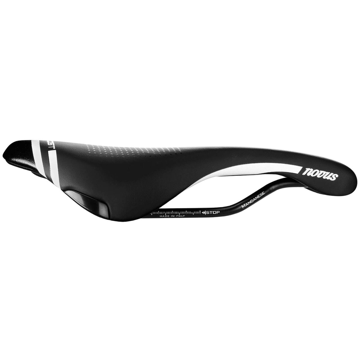 Black Superflow Saddle F447879