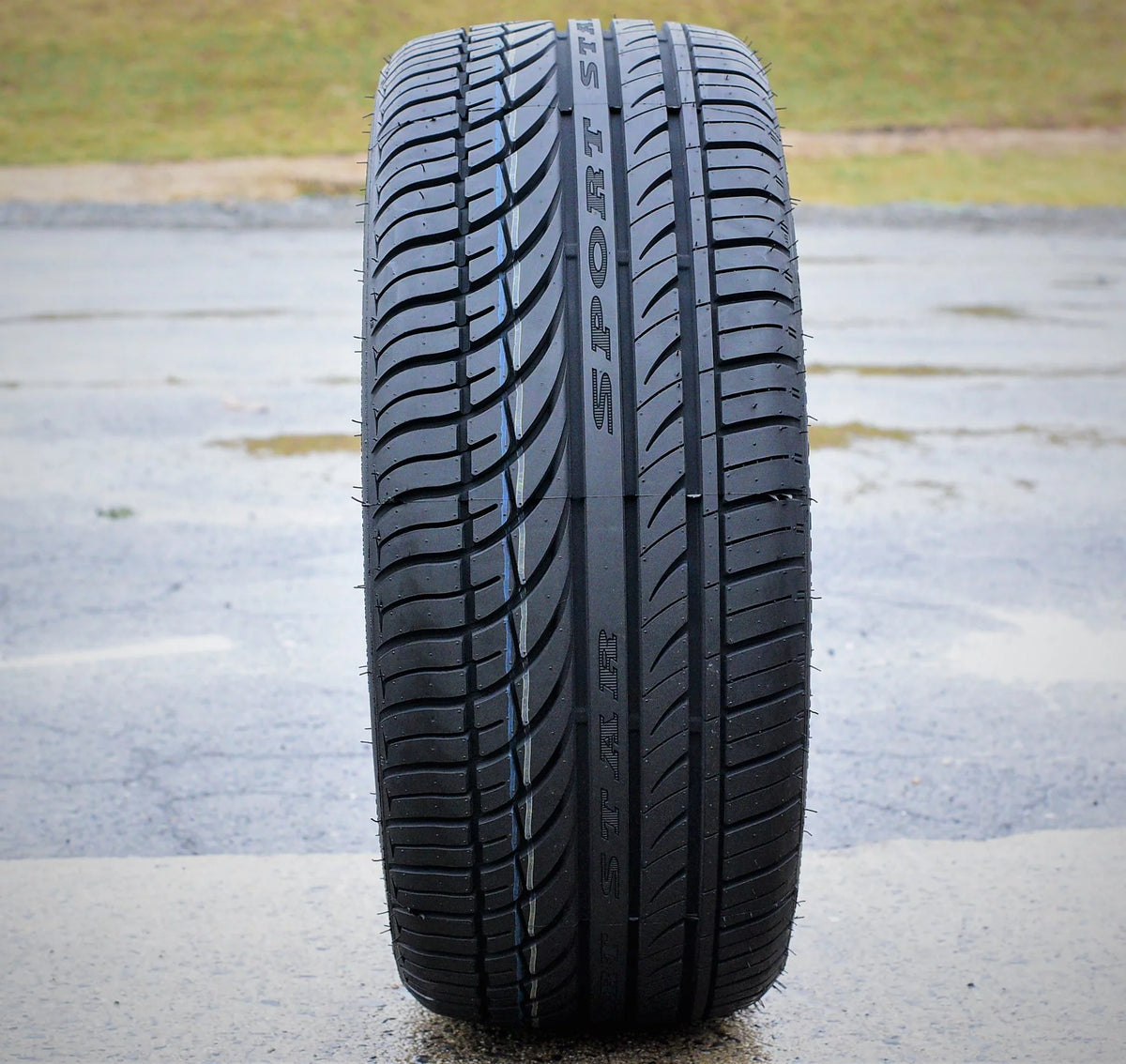 Set of 4 High Performance Tires W9373