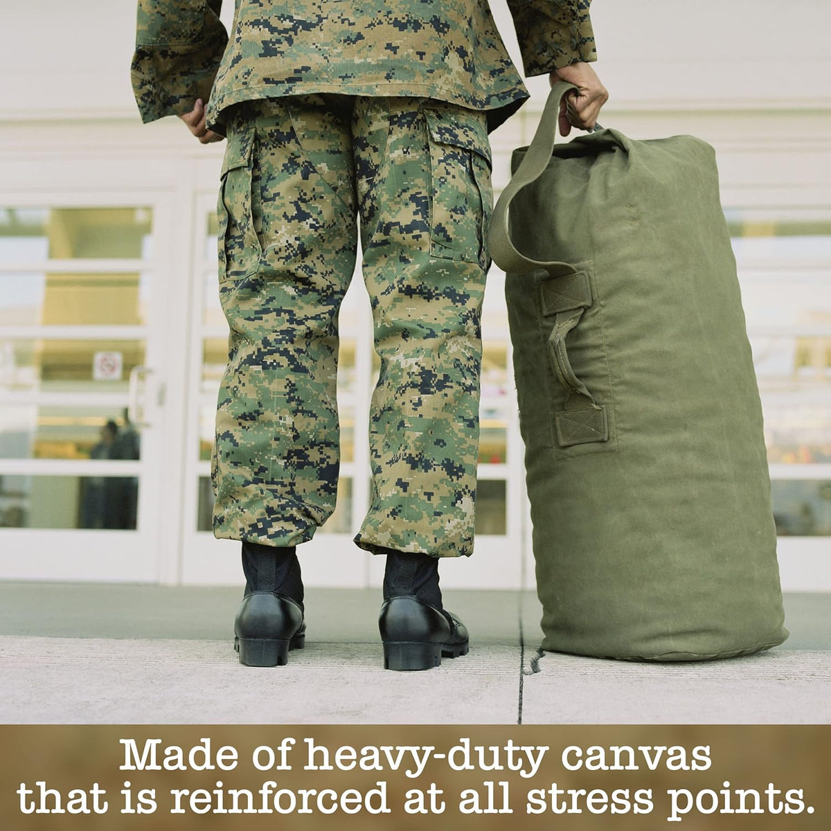 Military Green Canvas Duffel Bag O904445