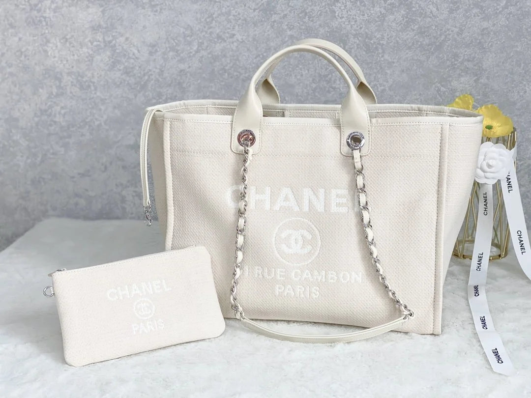 Cream Shoulder Bag M66672