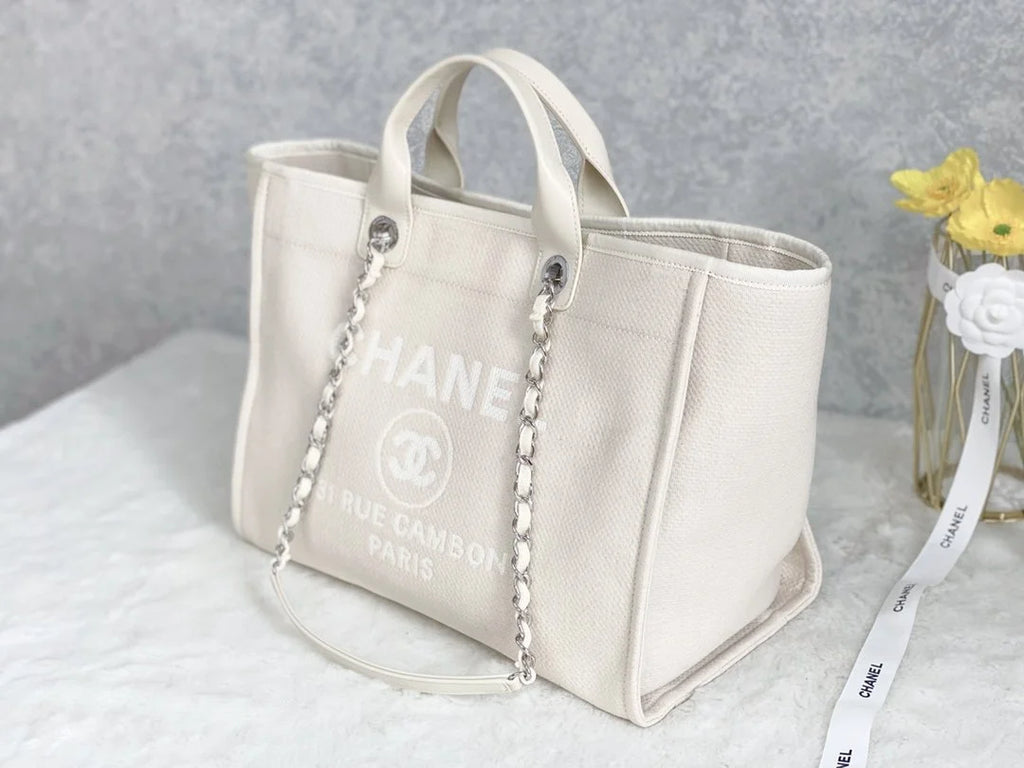 Cream Shoulder Bag M66672