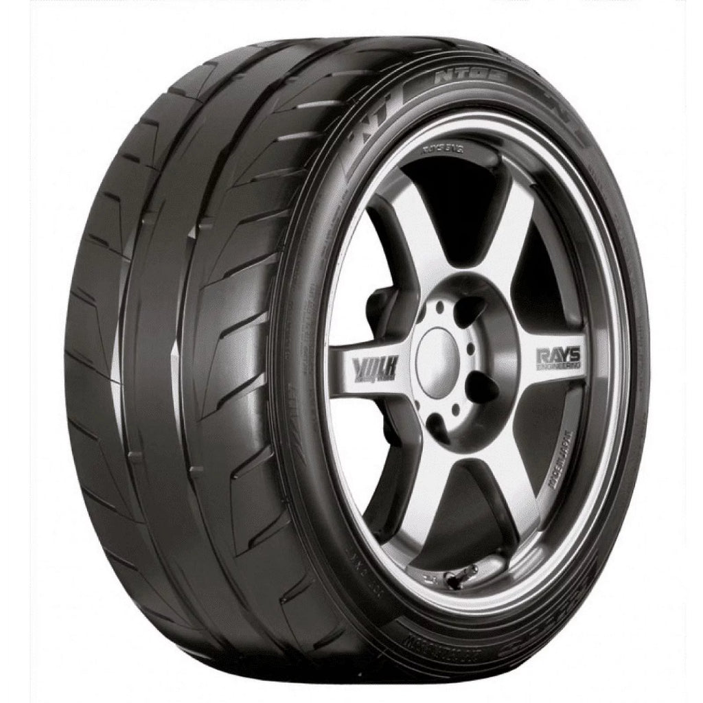 225/40-19 93 Y Tire I705