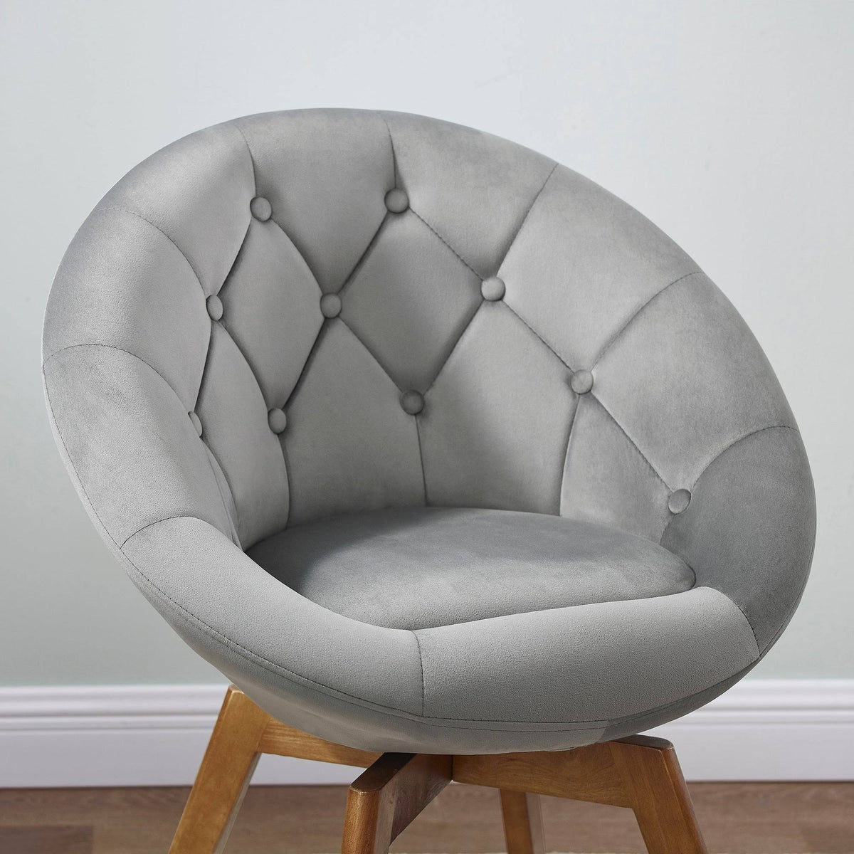 Yellow Velvet Tufted Swivel Accent Chair M80636